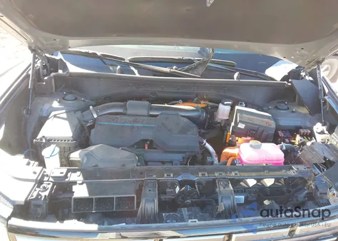 2025 Hyundai Santa Fe Hybrid Sel from USA, damaged, VIN 5NMP2DG12SH058385